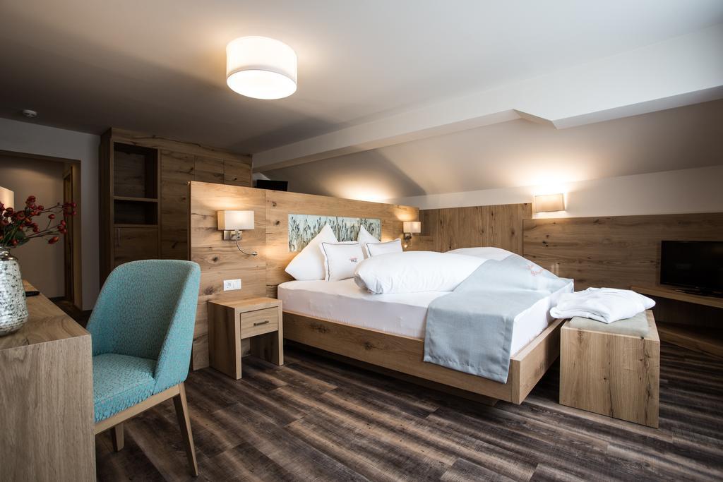 Der Walzl Otel Lans Dış mekan fotoğraf