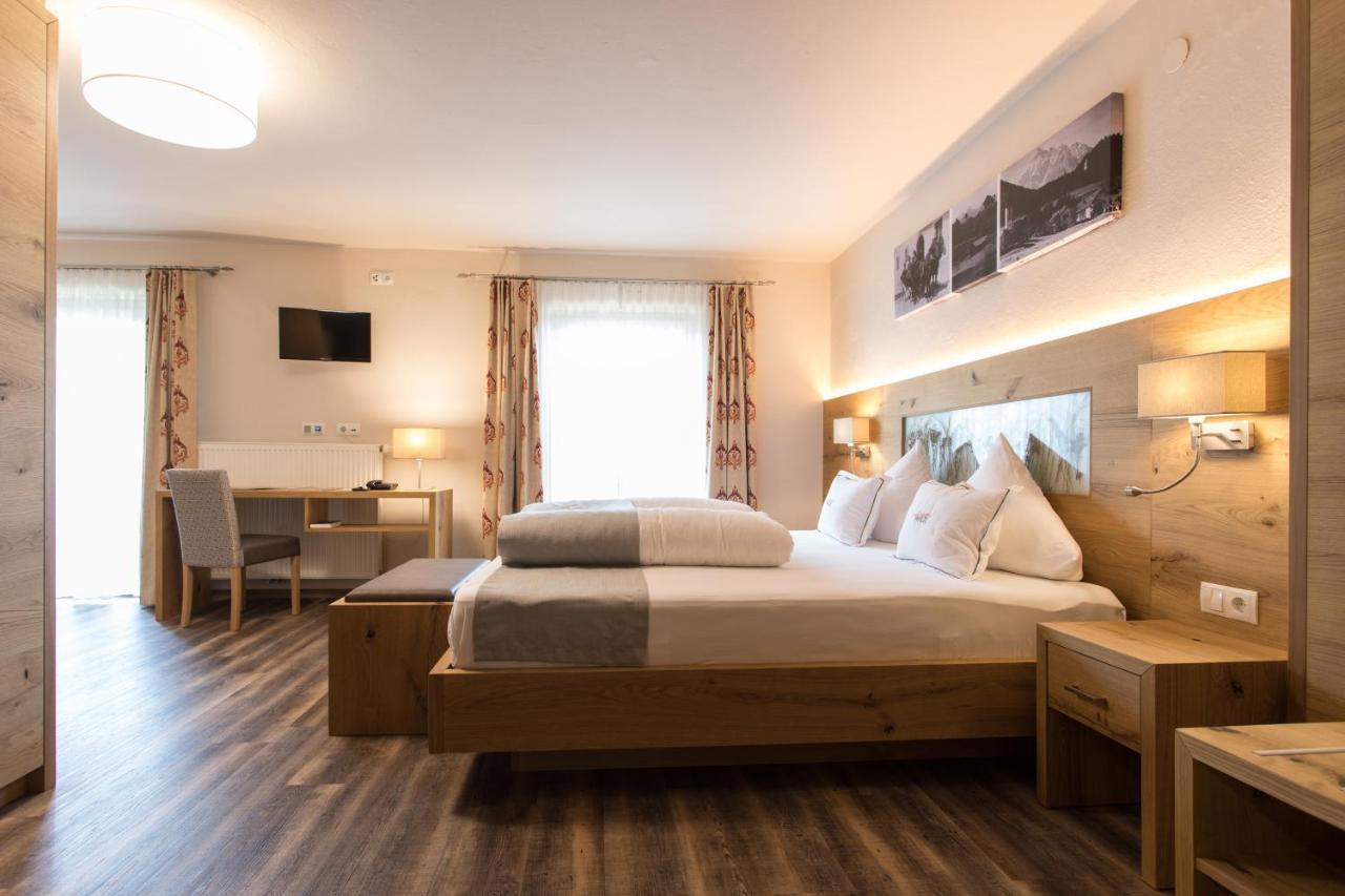 Der Walzl Otel Lans Dış mekan fotoğraf